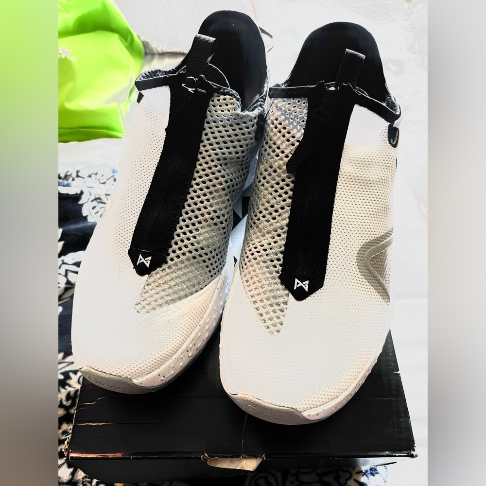 Nike PG 4 TB